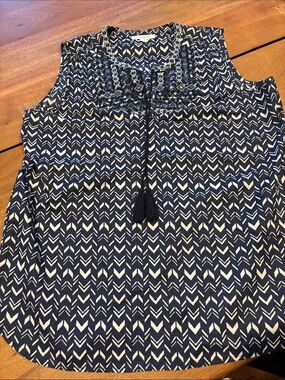 beachlunchlounge Navy and White Chevron Print Top Size S